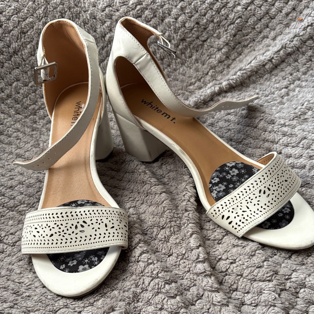 White Mountain Ivory Perforated Block Heel Sandals